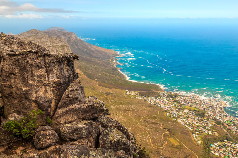 Tafelberg und Küste bei Kapstadt